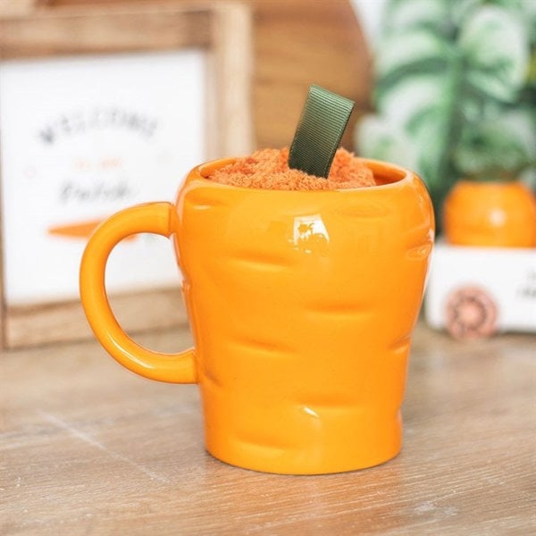 Serano Carrot Shaped Mug and Socks Set