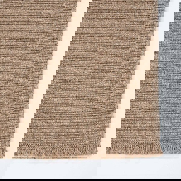 Nature Beige durable, weather-resistant outdoor rug