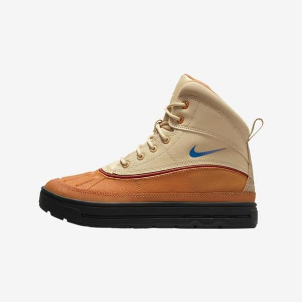 Nike 524872-201 Boots   in  Dark Natural