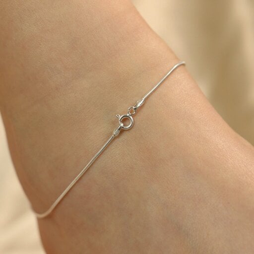 The Colourful Aura 925 Silver Thin Rope Plain Chain Slim Payal Anklet