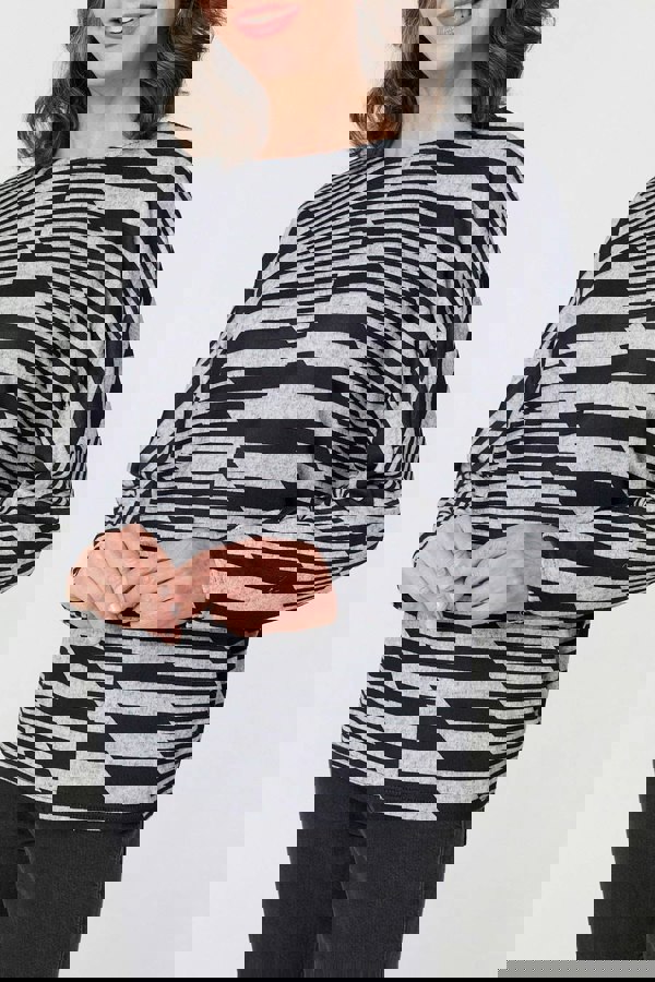 Grey | Geo Print Long Batwing Sleeve Top
