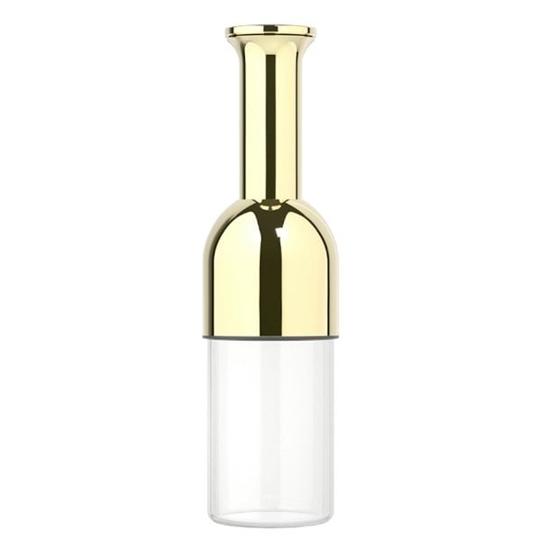 the eto wine decanter in gold: mirror finish