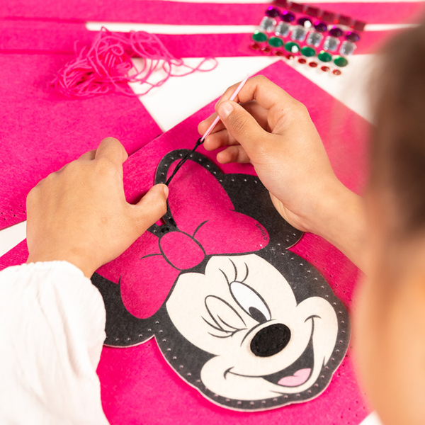 Totum Minnie Mouse DIY Shoulder Bag