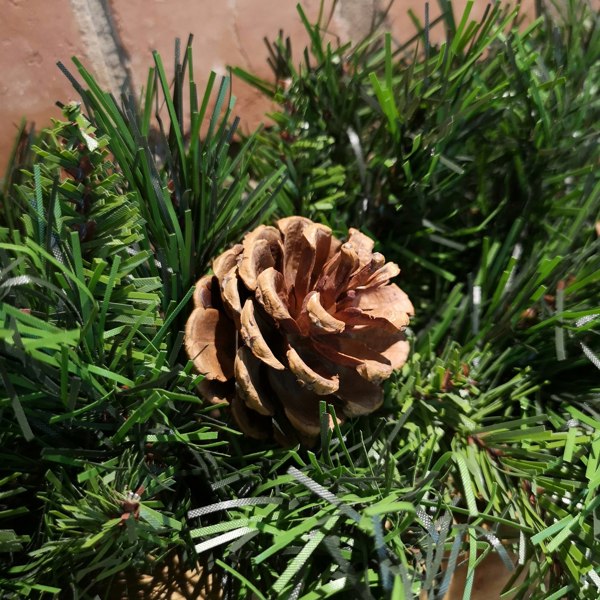 Samuel Alexander 90cm Deluxe Snow Time Princess Green Garland Swag 108 Tips With 5 Pine Cones