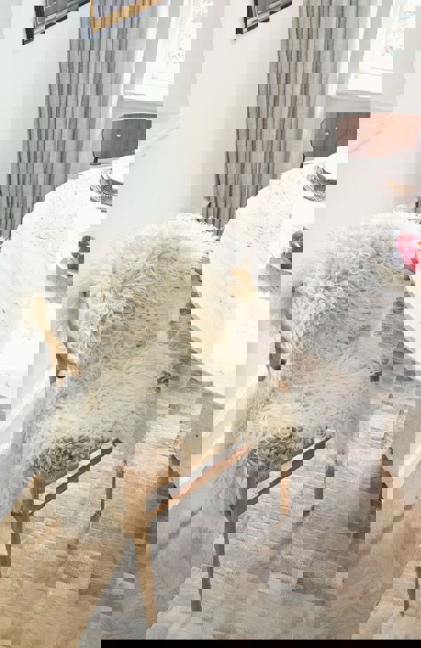 Curly Sheepskin | Austria | Natural Colors | 90 cm Blacky