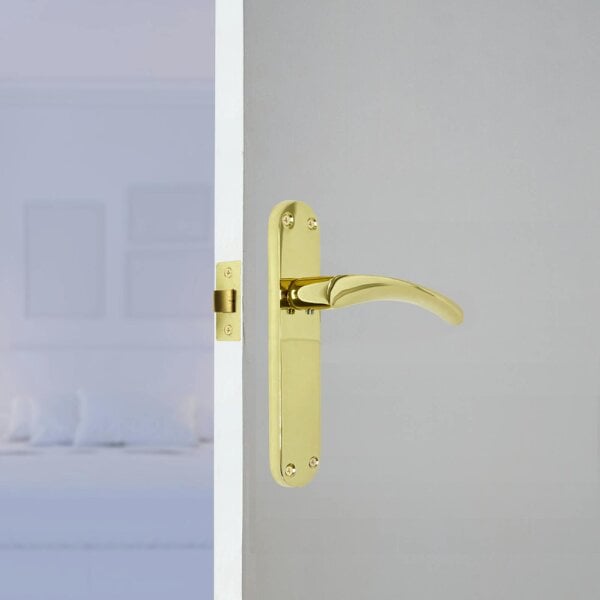 EDH Door Hardware Astrid Victorian Lever Latch Door Handles 180mm – Polished Brass – 1 Pair
