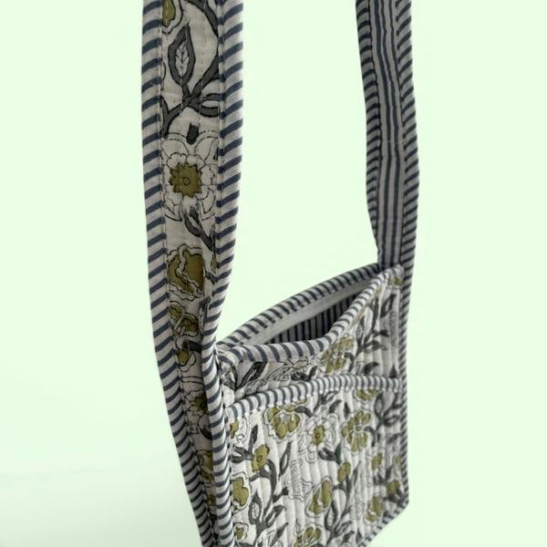 Hayley & Co Mini Cross Body Bag - Grey and White Block Print Floral