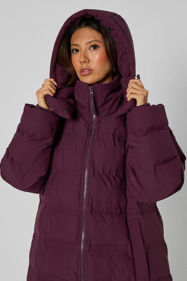 Urban Bliss Seamless Mid-Length Puffer