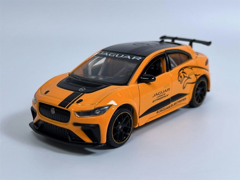 Tayumo Jaguar I Pace e Trophy Orange LHD 1:36 Scale - Pull & Go Tayumo 36100024