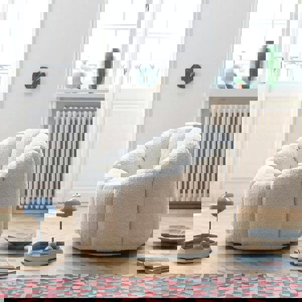 Weilai Concept Arsav Pumpkin Armchair, White Boucle