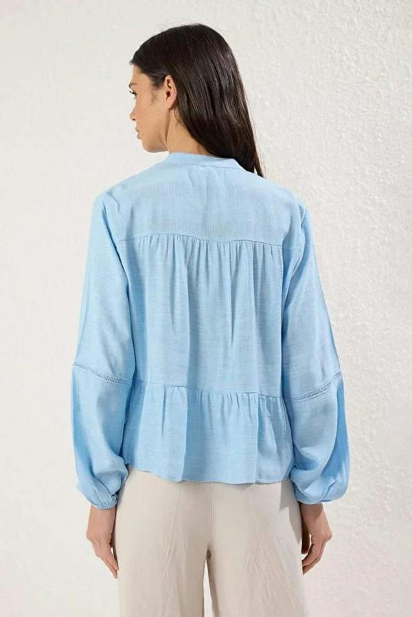 Hoxton Gal Cotton-Textured Regular Fit Woven Shirt with Lace Sleeve Detail