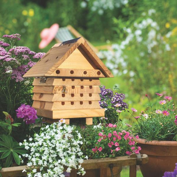 Interactive Solitary Bee Hive with Viewing Lid – Wooden Bee Hotel for Garden Pollinators