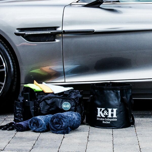 15-Piece Premium Car Cleaning Set with Oxford Cloth Travel Bag for Ultimate Auto Care and Professional Quality Tools