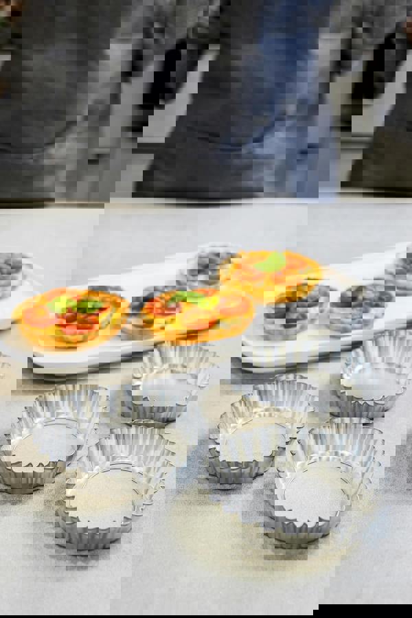 KitchenCraft Set of Six 10cm Loose Base Tart Tins