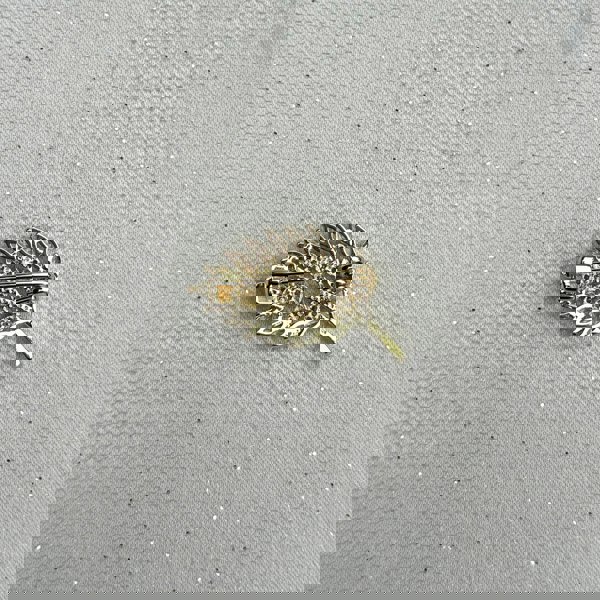 small leaf brooch, gold tone, back view, secure pin fastening, elegant nature-inspired accessory for scarves or jackets
