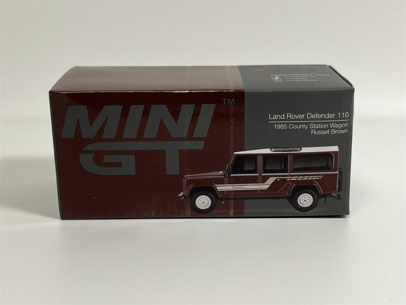 Mini GT Land Rover Defender 110 1985 County Station Wagon Russet Brown RHD 1:64 Mini GT MGT00734R