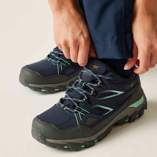 Regatta Women's Holcombe III Low Walking Shoes - Navy/Aruba Blue