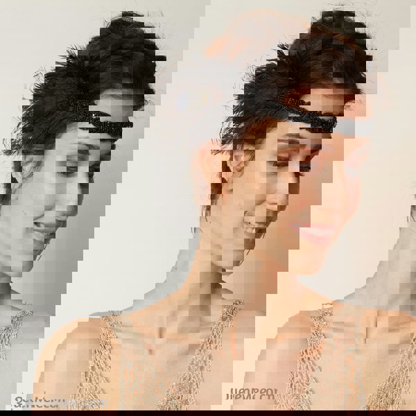 1920s headpiece in black with feathers