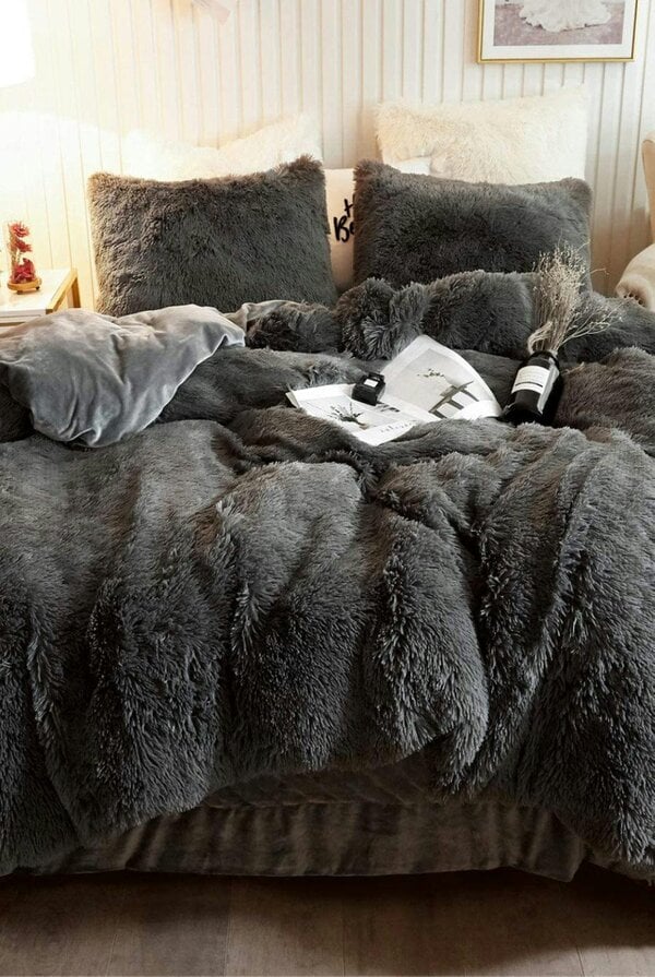 Ezysleep Grey Faux Fur Duvet Cover Set