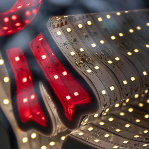 Samuel Alexander 40cm Light up Reindeer Christmas Infinity Light with Red and Warm White LEDs