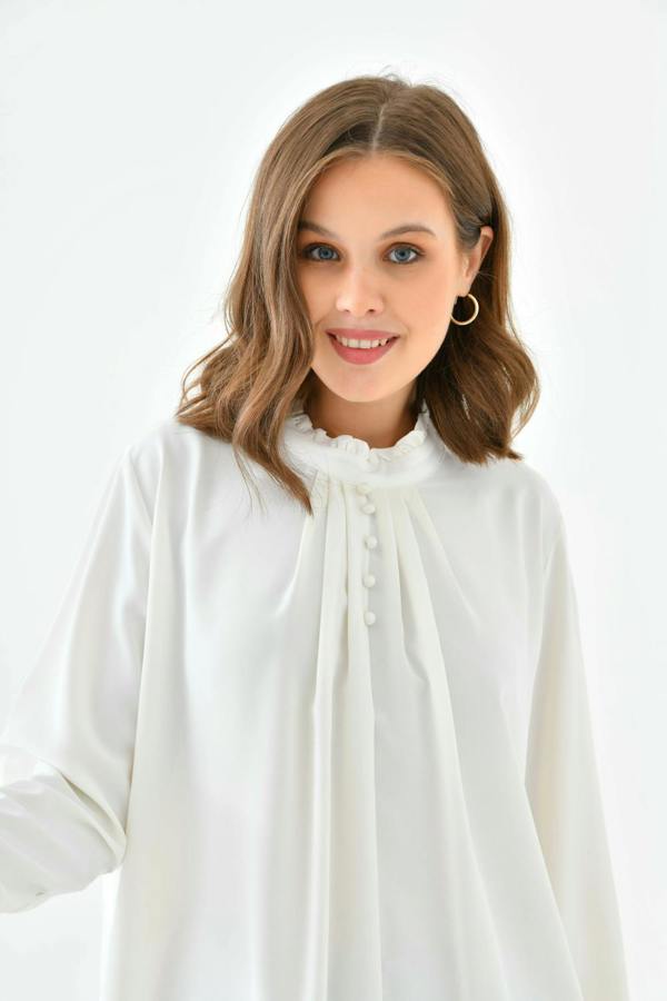 Hoxton Gal Oversized Long Sleeve Button Detailed Tunic Top in White