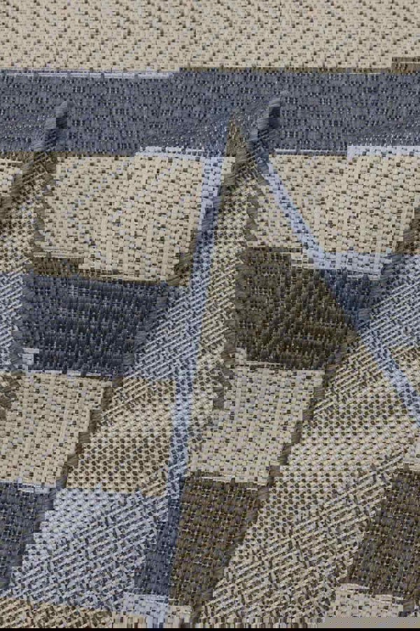 County Stripe Rug – Indoor/Outdoor Use