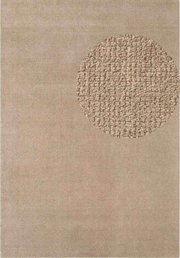 Beige rug with a central circular pattern