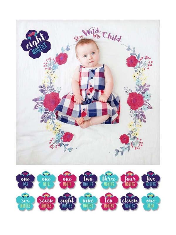 Lulujo - Baby's First Year Gift Set - Cotton Swaddle & Cards - Stay Wild My Child