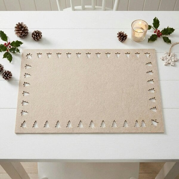 Garden Greatness Decorative Cut-Out Felt Table Runner