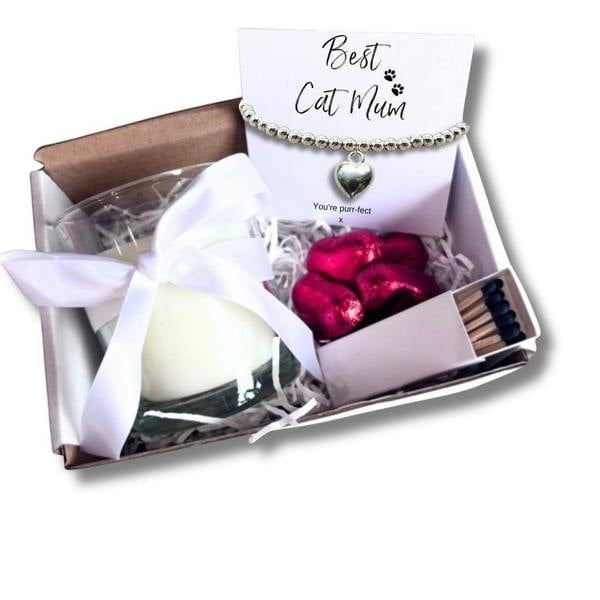 Aye Do Gifts Small Best Cat Mum Gift Hamper | Bracelet, Chocolates & Candle
