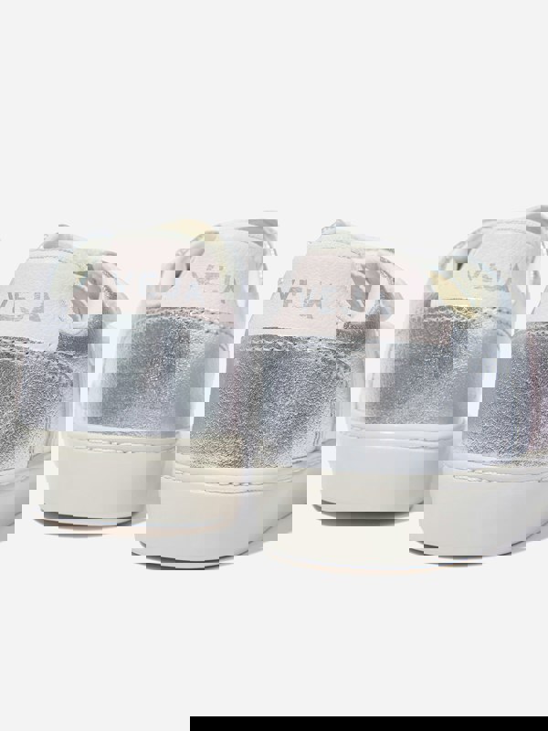 Veja Kids ChromeFree Leather V-12 Trainers in Silver