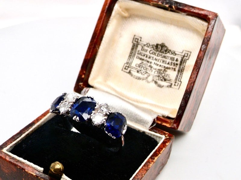 Vintage Tom A vintage sapphire and diamond gem ring