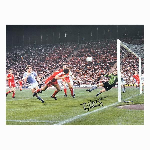 Trevor Francis signed 1979 European Cup Final photo — Unframed