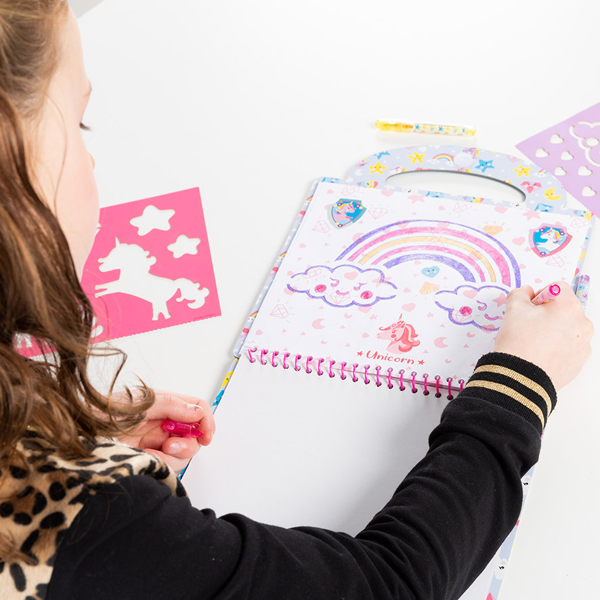 Totum Unicorn Designer Acitvity Book