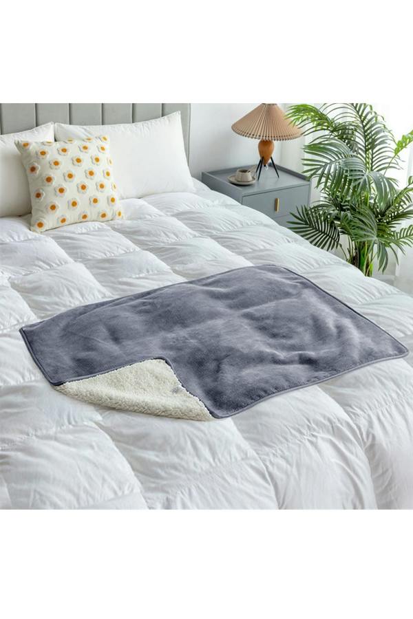 Living and Home 150cm x 127cm Grey Premium Waterproof Pets Blanket for Bed, Sofa
