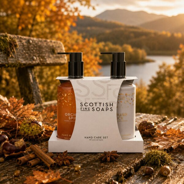 Scottish Fine Soaps Scottish Fine Soaps Orchard Spice Hand Care Set 2X300ml Pump Bottles Duo