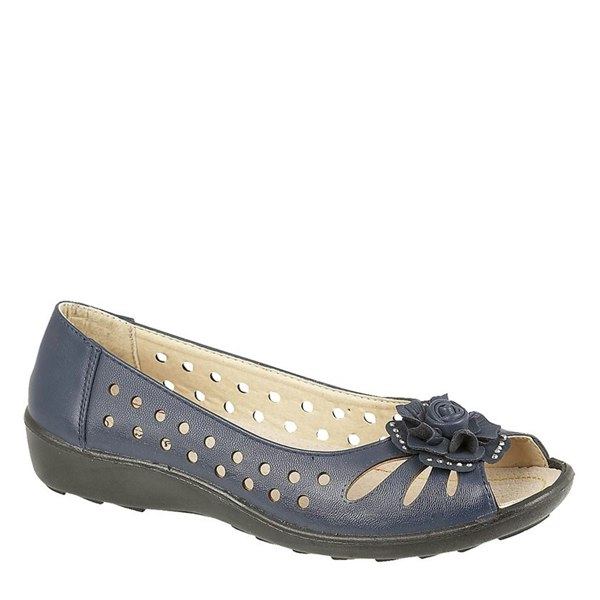 Boulevard L 515 Punched Open Toe Flower Sandals