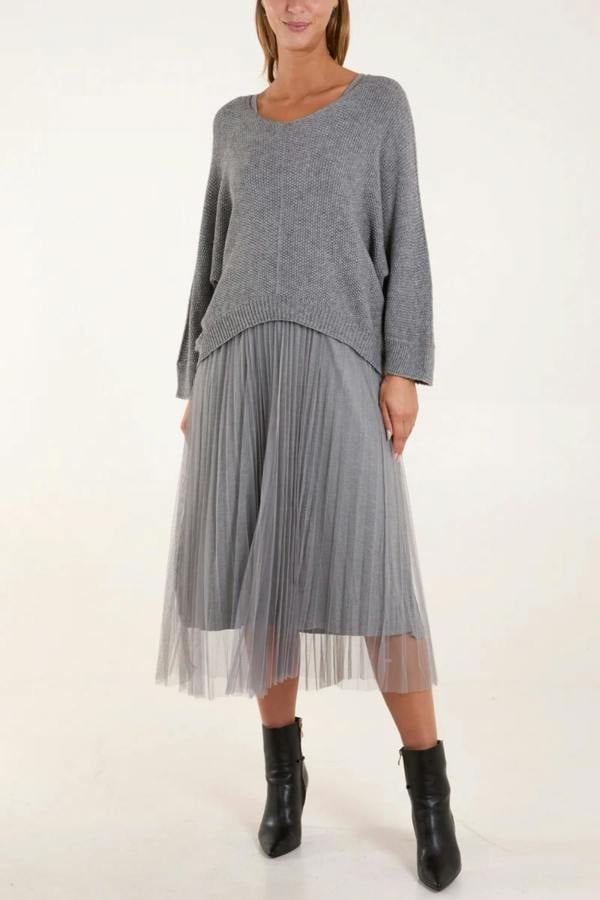 Hoxton Gal Relaxed Fit Layered Knit and Pleated Dress Set in Grey