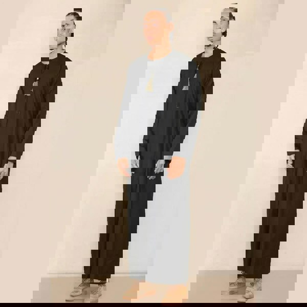 105_thobe_Black-gold_L - 56, 105_thobe_Black-gold_M - 54, 105_thobe_Black-gold_S - 52, 105_thobe_Black-gold_XL - 58, 105_thobe_Black-gold_XXL - 60