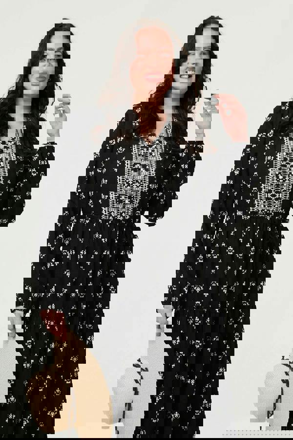 Black | Curve Printed Long Sleeve Maxi Dress