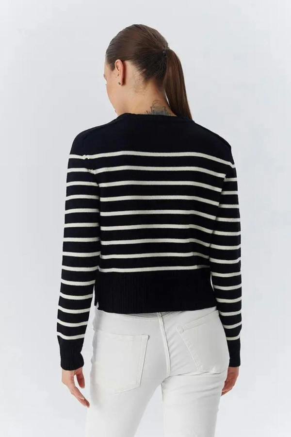 Hoxton Gal Soft-Textured Striped Knit Sweater