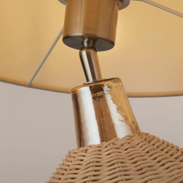 Lighting Collection Boho‑Style Rattan Table Lamp in Warm Natural Finish