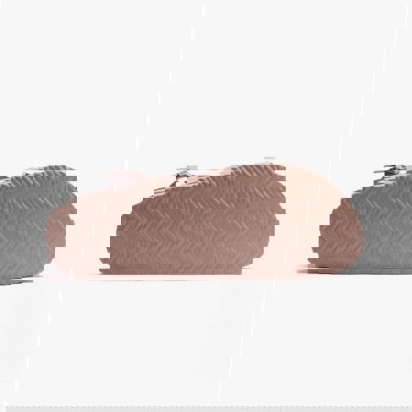 1678278564-64735300.jpg