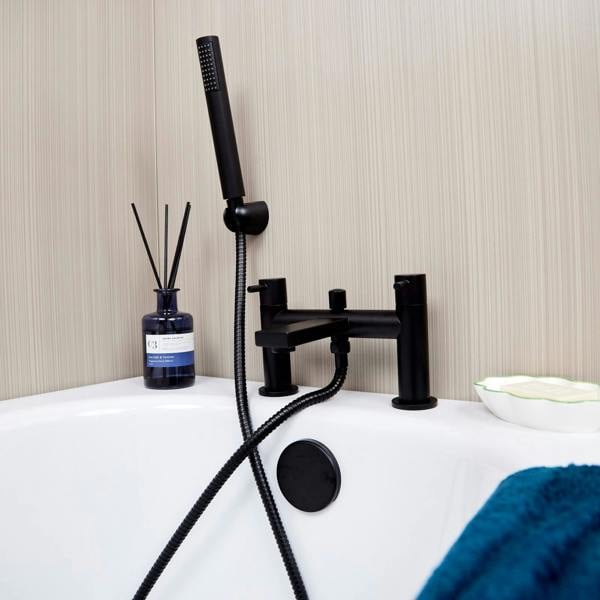 Flode Eslov | Bath Shower Mixer Tap | Includes Handset and Holder | Matt Black