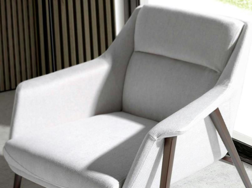 Angel Cerdá White Fabric Armchair 5010