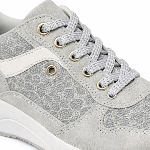 Cipriata L529FS NOVELIA Silver/White/Animal Print Trainers   in  White