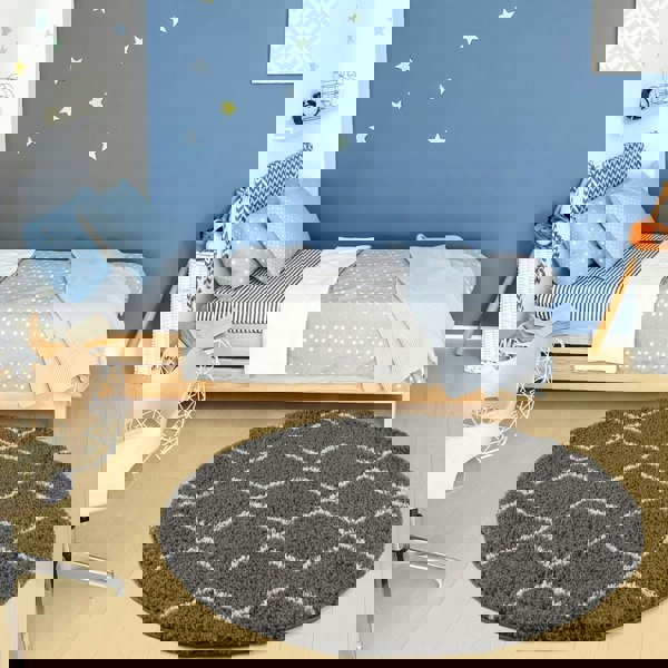 Shaggy Dark grey rug High Qualit Elegant Moroccan Pattern Suitable for Floor heating