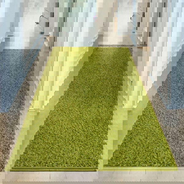 Shaggy Green Rug Soft and Durable, Non-Shedding, High Quality.