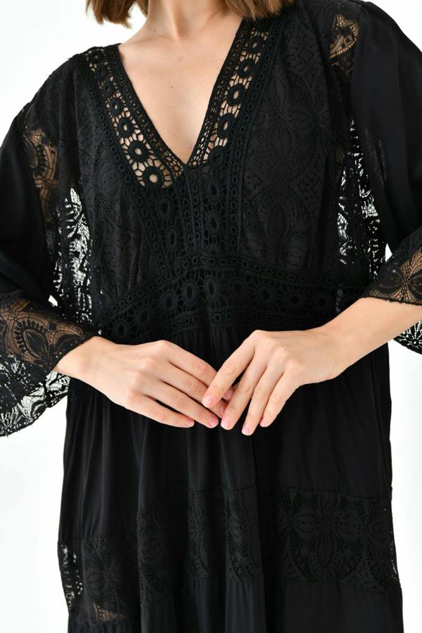 Hoxton Gal Oversized 3/4 Sleeves Lace Detailed V Neck Mini Dress in Black