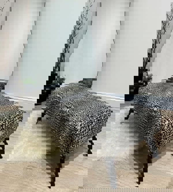 ISTOOLS Premium Leopard Print Ottoman Bench – Fabric Footstool & Coffee Table (Non-Storage)